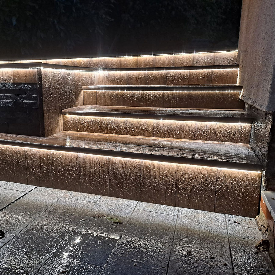 Hot-tub Surround Millboard Decking With Led Lighting